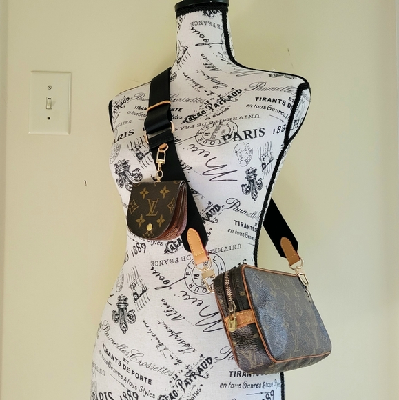 Louis Vuitton Pochette Crossbody Handbag Neverfull - Picture 7 of 8